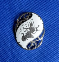 Silver antique white siamese fire enamel pendant badge