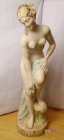 Fürdőző akt, tömör műgyanta öntött szobor Olaszországból, egyedi ritkaság.