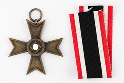 Német második világháborús Háborús Érdemkereszt - Kriegsverdienstkreuz 2. Klasse EREDETI