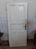 régi kazettás ajtó