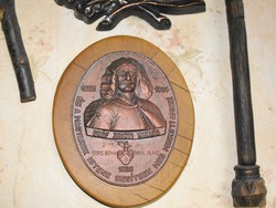 Count Miklós Zrinyi, the god of the Hungarians, save us on a 25 cm large plaque on a wooden background.