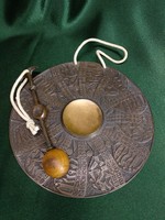 Ebédhívó gong ütővel