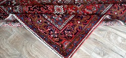 Heriz kézi csomózású perzsa szőnyeg