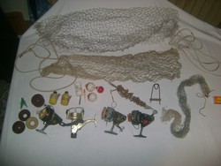 Régi horgász felszerelés hagyatékból - RILEH, stb. orsók, hálók, egyebek - múzeumba, gyűjtőknek