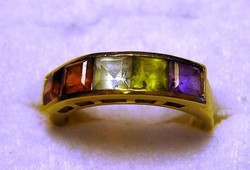 Vintage 14 kt yellow gold ring with aqua, amethyst, topaz, garnet and peridot gemstones