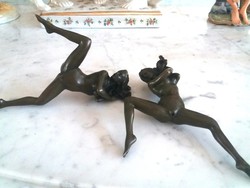 Erotikus női aktok - bronz szobor