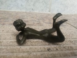 Miniatűr erotikus bronz kisplasztika figura női akt szobor