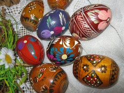  8 db festett fa húsvéti tojás dekoráció  