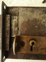 Marked locking mechanism with very complicated mechanics