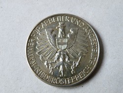KK749 ezüst emlékérem Ausztria 25 év a nemzetgazdaság szolgálatában éremtartóban