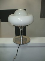 Meblo Harvey Guzzini asztali lámpa