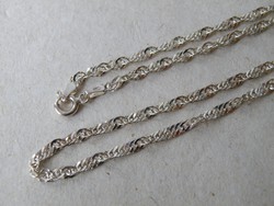 KK785  Csavart mintájú ezüst nyaklánc 925