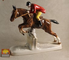 Német porcelán lovas szobor 815