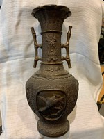 Kinai bronz váza