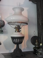 Petróleum  asztali lámpa