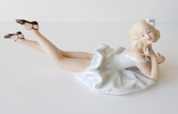 Ritka Wallendorf fekvő balerina porcelán figura