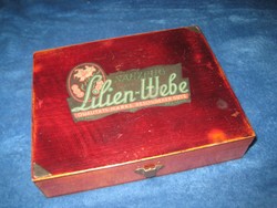 Antik  mosószer, termék  minta  doboz  fából  /Lillien  _ Webe  / 15,5 x 12,5 x 7,5  cm   
