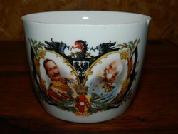 I. Világháborús jelzett porcelán emlék csésze Ferenc József és Vimos portréjával.Ritka!