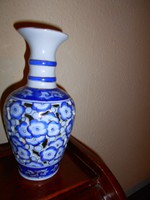 Kínai áttört falu porcelán váza
