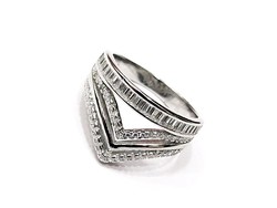 Ezüst női gyűrű (Szeg-Ag84941)