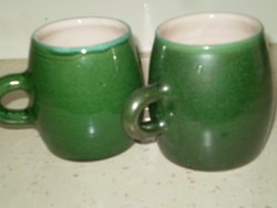 Régi  kerámia bögrék poharak hibátlan zöld mázas 2 db.