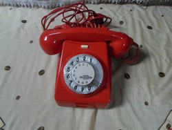 Retro tárcsás telefon (CB 667, piros)