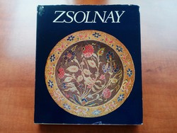 Zsolnay könyv /régi /
