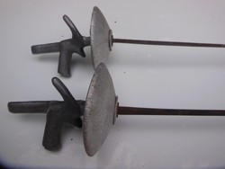 Párbajtőr -2 db - régi - gyakorló - párban - a penge hossza 88 cm