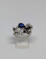 925-s töltött ezüst békás gyűrű, kék kristállyal