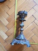 Nagy, súlyos öntöttvas lámpaoszlop, öreg darab, méret és súly jelezve