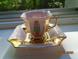Opulensen aranyozott 8 szögletes Rózsaszínű porcelán csésze alátéttel