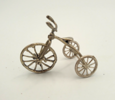 Antik ezüst kerékpár, mozgó részekkel