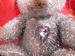 Maci - szív alakú medállal - ezüst színű - retro - amerikai - 14 x 10 cm - szép állapot