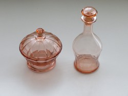 RETRO rózsaszínű likőrös üveg ( butélia, palack ) és egy bonbonier ( cukortartó ) együtt