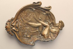 Szecessziós bronz névjegytartó tálka, asztaldísz