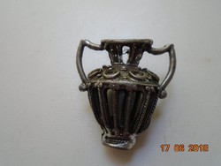 Miniatűr áttört ezüstözött kézműves váza Vintage függő 3,5 cm