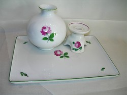 Gyönyörű, kézzel festett, bécsi rózsás Augarten porcelán tálca, váza és gyertyatartó