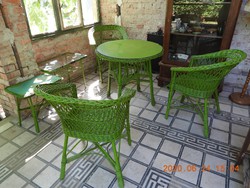 Fonott kerti garnitúra, asztal, szék, hintaszék
