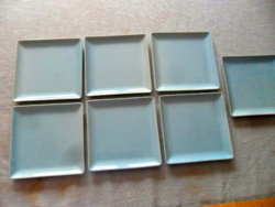 Halványkék négyzetes tányérok, sushi készlet 7 db