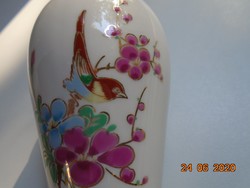 Kézzel festett,aranykontúrozott madár virág  mintás váza