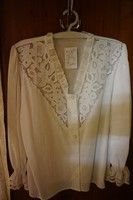 L Hevesi white rosette and embroidered women's blouse for sale.