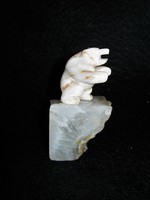 Ásvány medve figura ásvány talapzaton