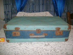 Régi, türkiz színű, Kazeto bőrönd, koffer - fémmel erősített sarkok