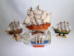 4 db régi fa vitorláshajó makett, vászon vitorlákkal, egy darab üvegben