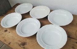 6 db Zsolnay Indamintás Gyönyörű Paraszti Fehér tányérok, mélytányér, egyben eladók, nosztalgia 