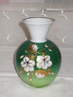 Wallendorf vase and stand