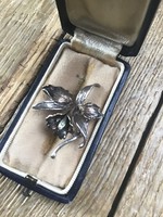 Régi ezüst orchidea bross