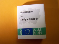 Minikönyv! Mérete: 2,5 cm x 3,0 cm  Alapjogaim az Európai Unióban Az Európai Unió alapjogi chartája