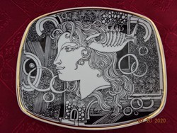 Hollóházi porcelán asztalközép, Szász Endre rajzaival.