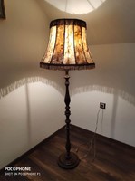 Álló antik lámpa